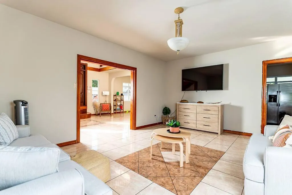 Vakantiehuis Enjoy Rare Huge Pool 4Br Perfect For Families! Villa Aguada